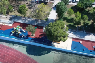 Δύο νέοι, σύγχρονοι χώροι παιχνιδιού στο Αιγάλεω