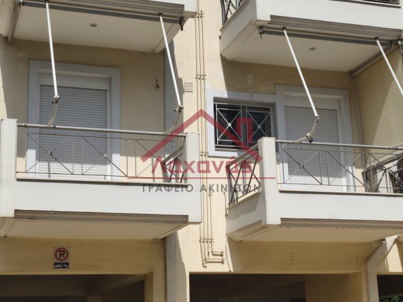 Ενοικιάζεται στο Περιστέρι διαμέρισμα 1ου ορόφου, 62 τμ.