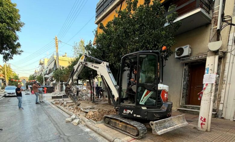 Αιγάλεω: Ξεκίνησε η μεγάλη ανάπλαση του Εμπορικού Κέντρου 1 Αιγάλεω: Ξεκίνησε η μεγάλη ανάπλαση του Εμπορικού Κέντρου