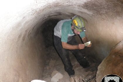 Υπόγεια εξερεύνηση στις… μυστικές στοές του Αιγάλεω (είναι αλήθεια!)