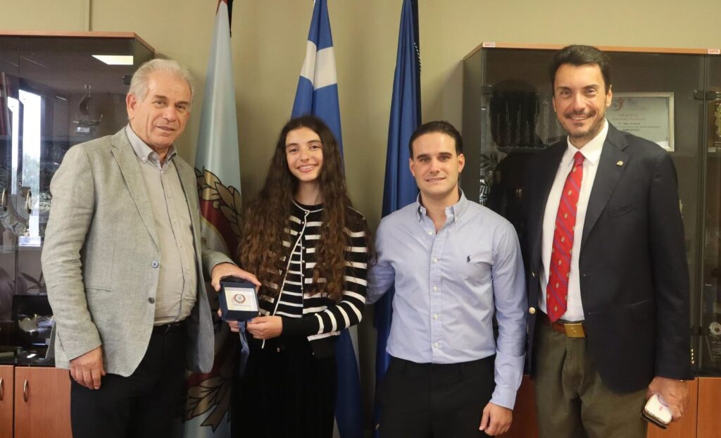 Ο Δήμος Αιγάλεω τίμησε μια εξαιρετική νεαρή αναβάτρια